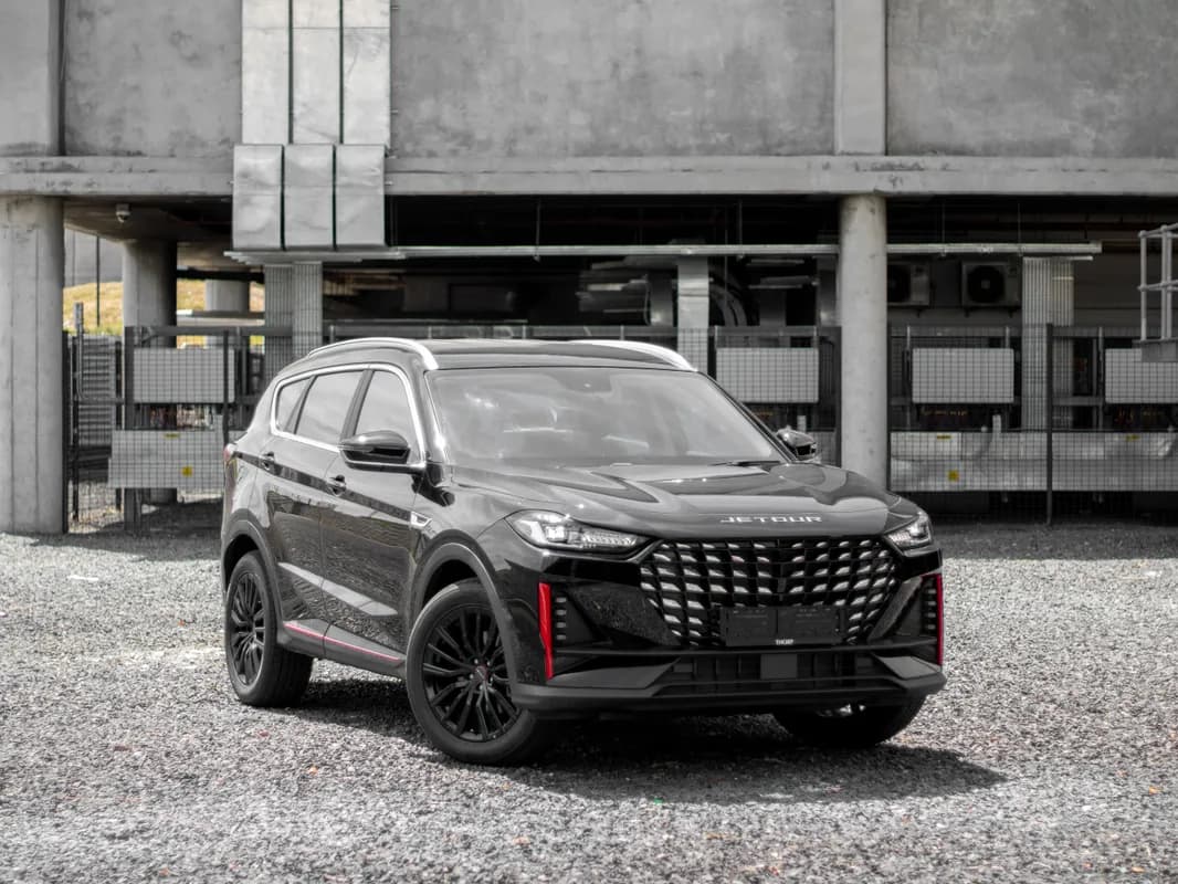 Jetour X70 Plus 1.5T Momentum