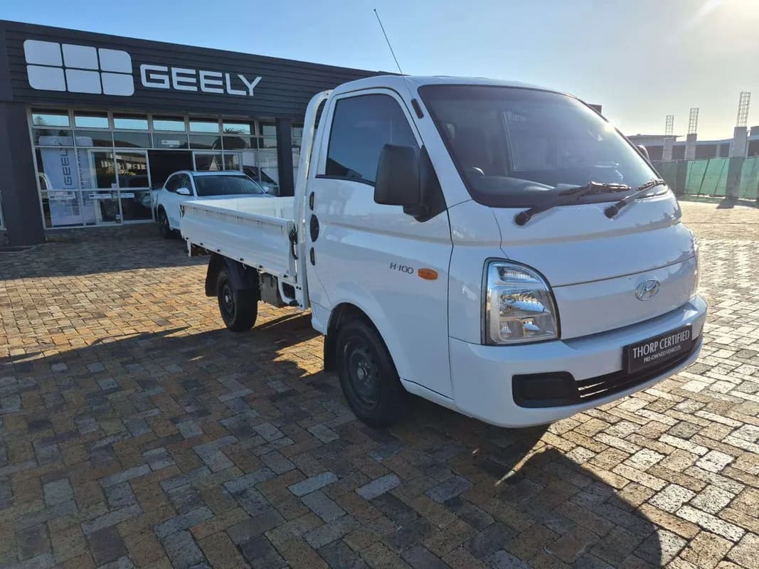 Hyundai H-100 Bakkie 2.6D Deck A/C