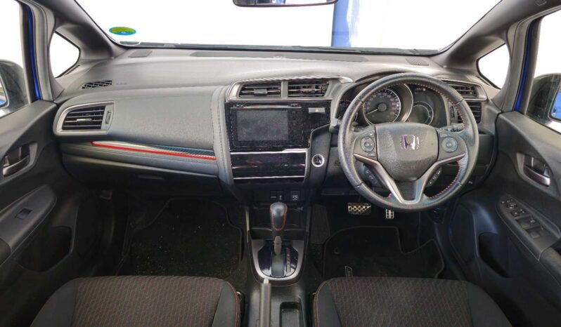 
								2021 Honda Jazz 1.5 Sport full									