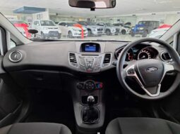 
										2017 Ford Fiesta 5-door 1.0T Trend full									