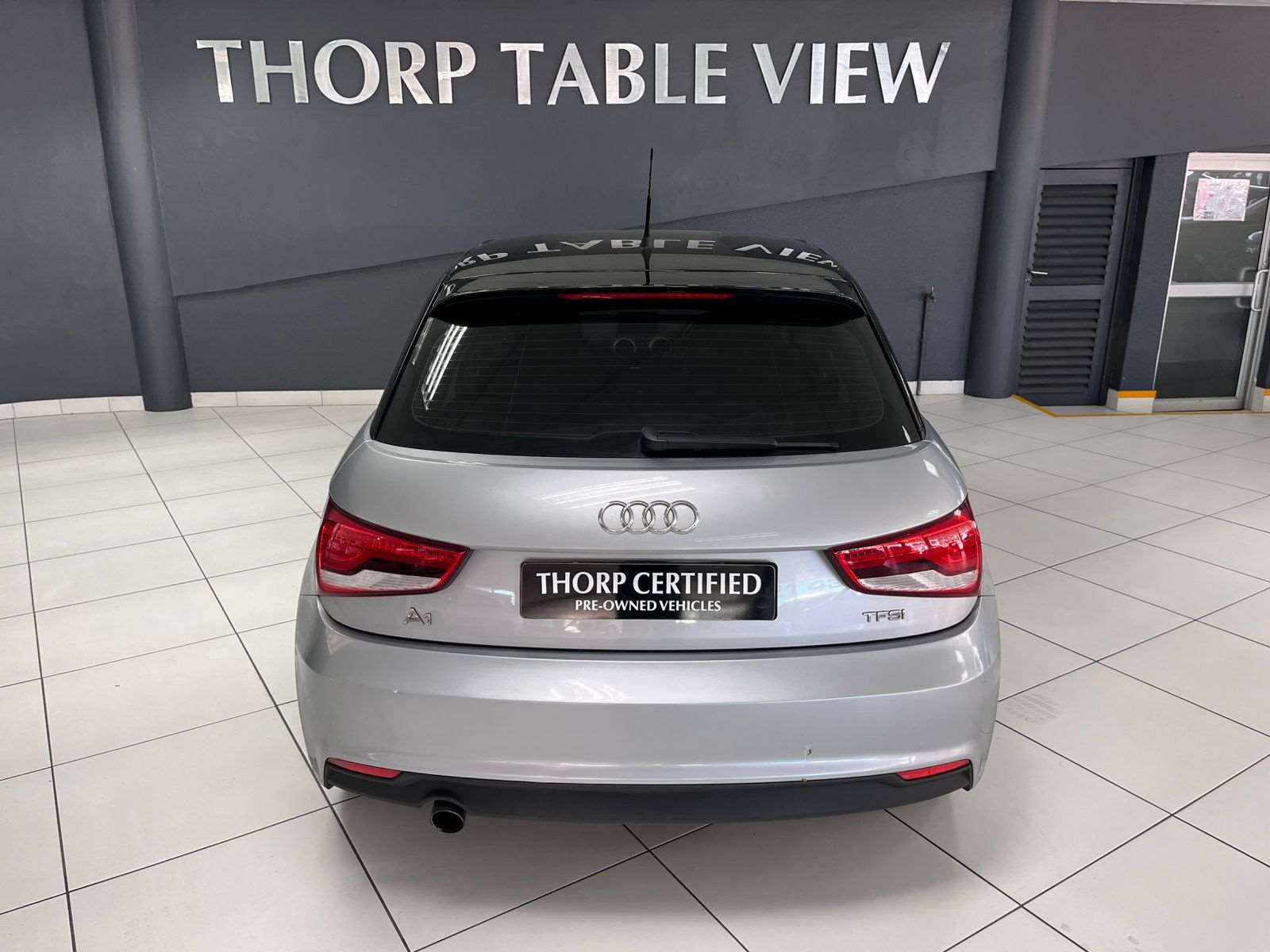 2018-MetallicSilver-Audi-A1-Sportback-10-TFSI-SE-S-tronic-8828319-4-1600x1200-1.jpg
